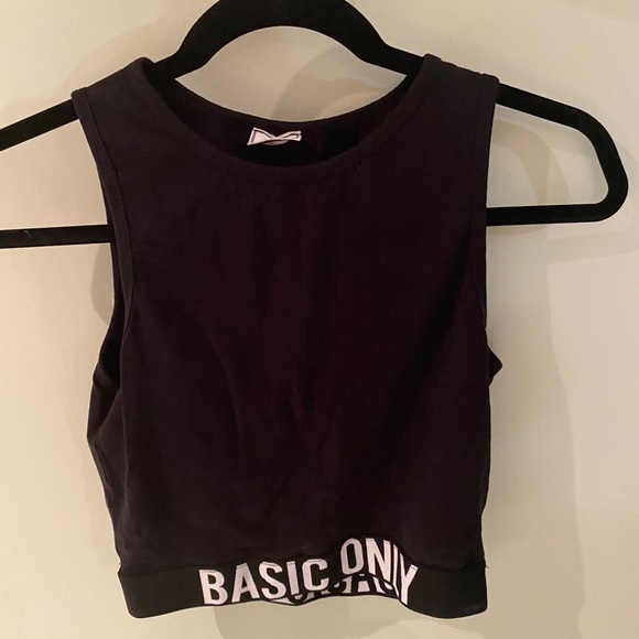 TANKS - Picture 2 of 4